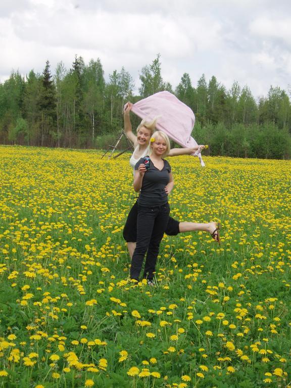 Laimnieki Hotel Augsciems Bagian luar foto