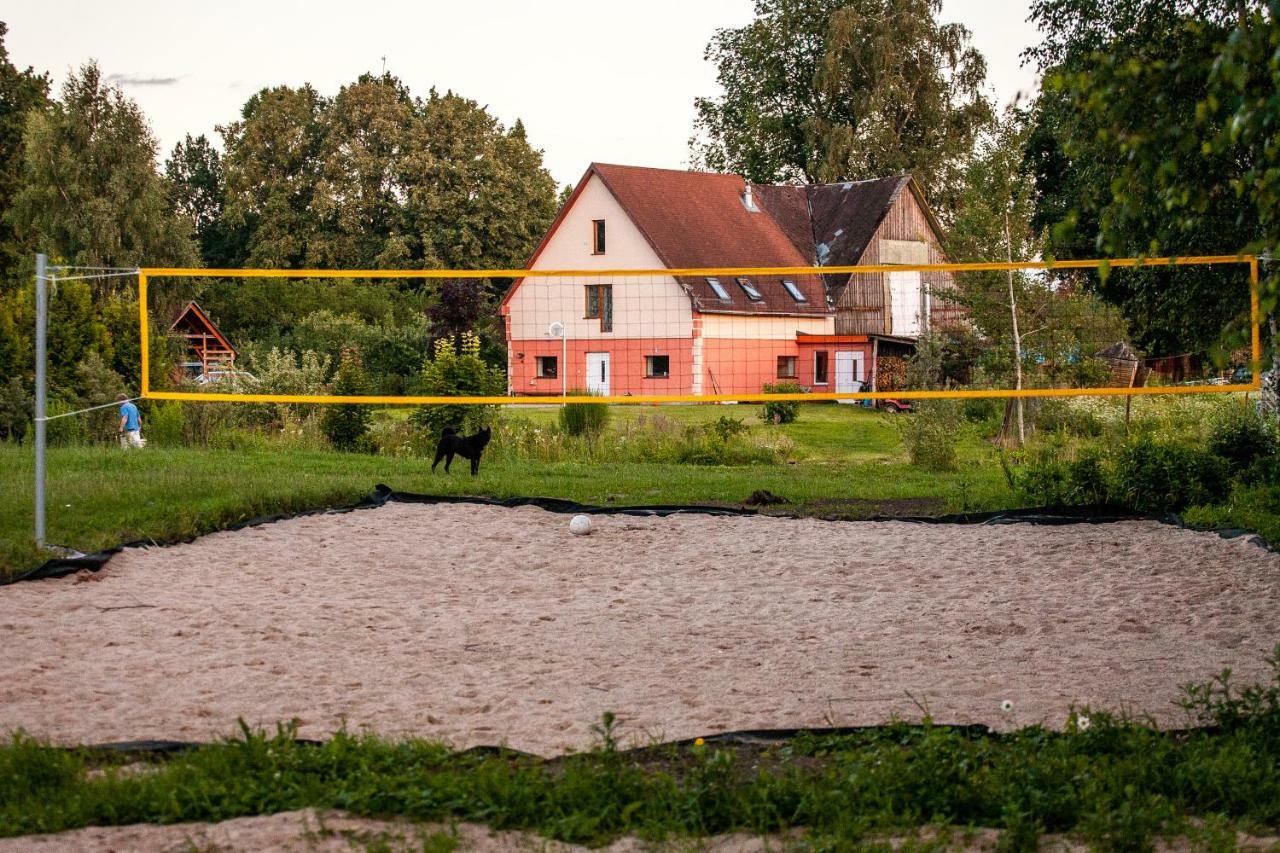 Laimnieki Hotel Augsciems Bagian luar foto