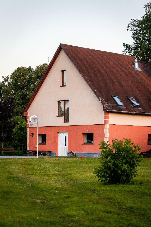 Laimnieki Hotel Augsciems Bagian luar foto